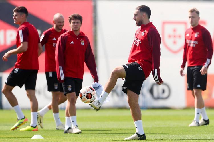 乐动网址 -关于本菲卡替补上场改变战局，马竞防线瞬间崩溃！的信息